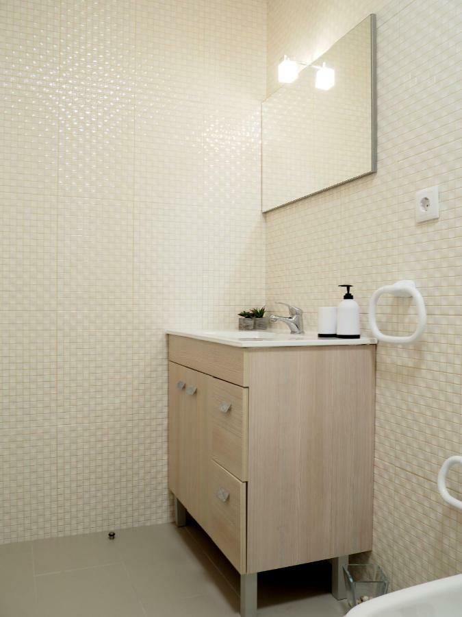 Pe N'Areia - Beach Apartment With Terrace Viana do Castelo Buitenkant foto